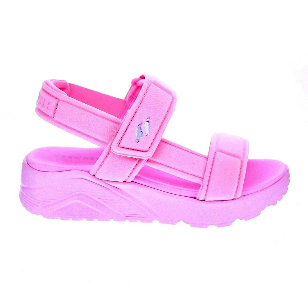 SKECHERS picture