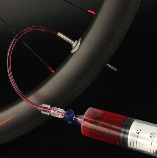 Kit d'injecteur de mastic tubeless avec seringue de 60 ml 3/3