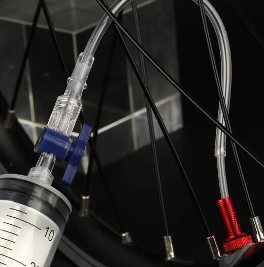 Kit d'injecteur de mastic tubeless avec seringue de 60 ml 2/3