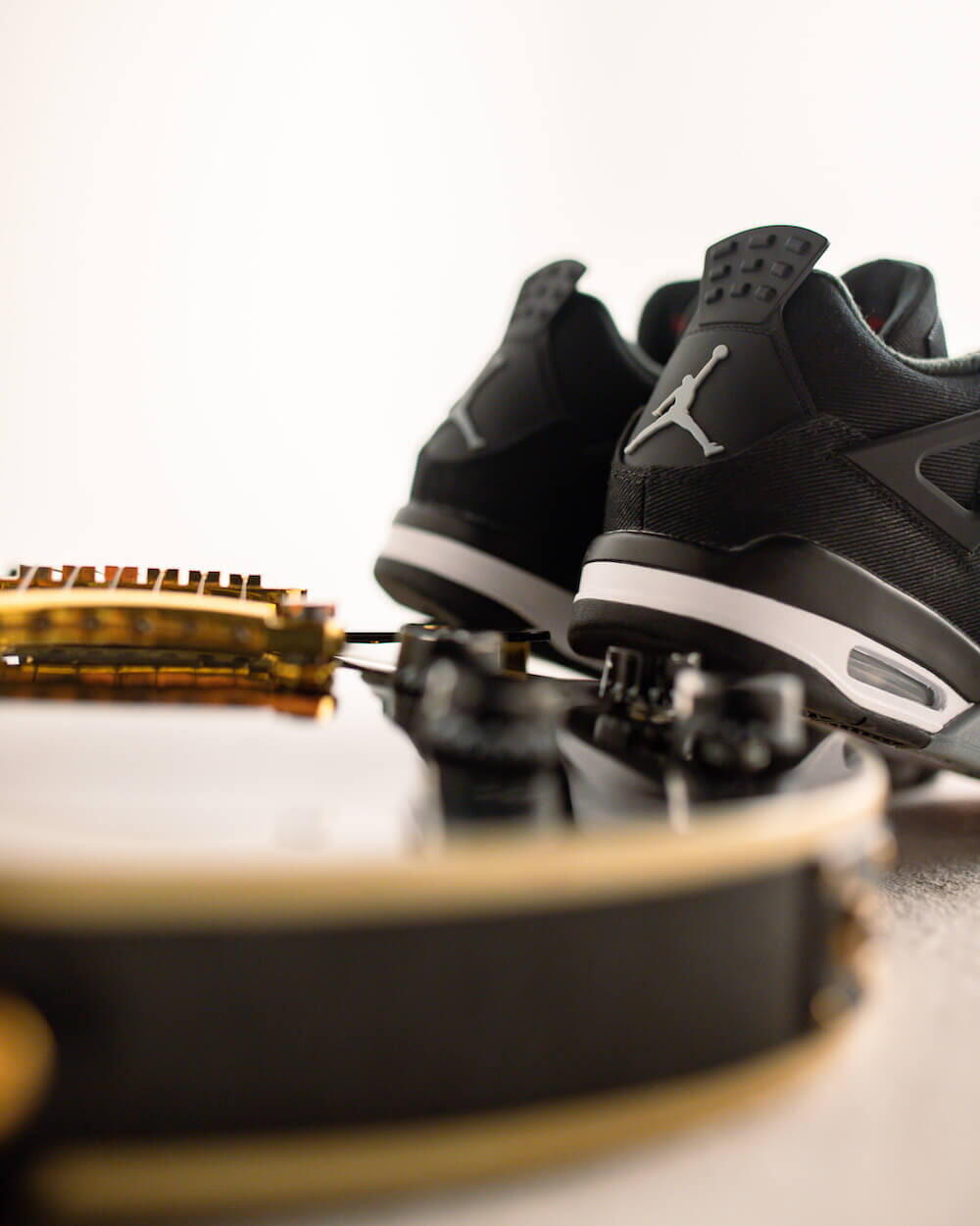Air Jordan 4 Black Canvas 4/5