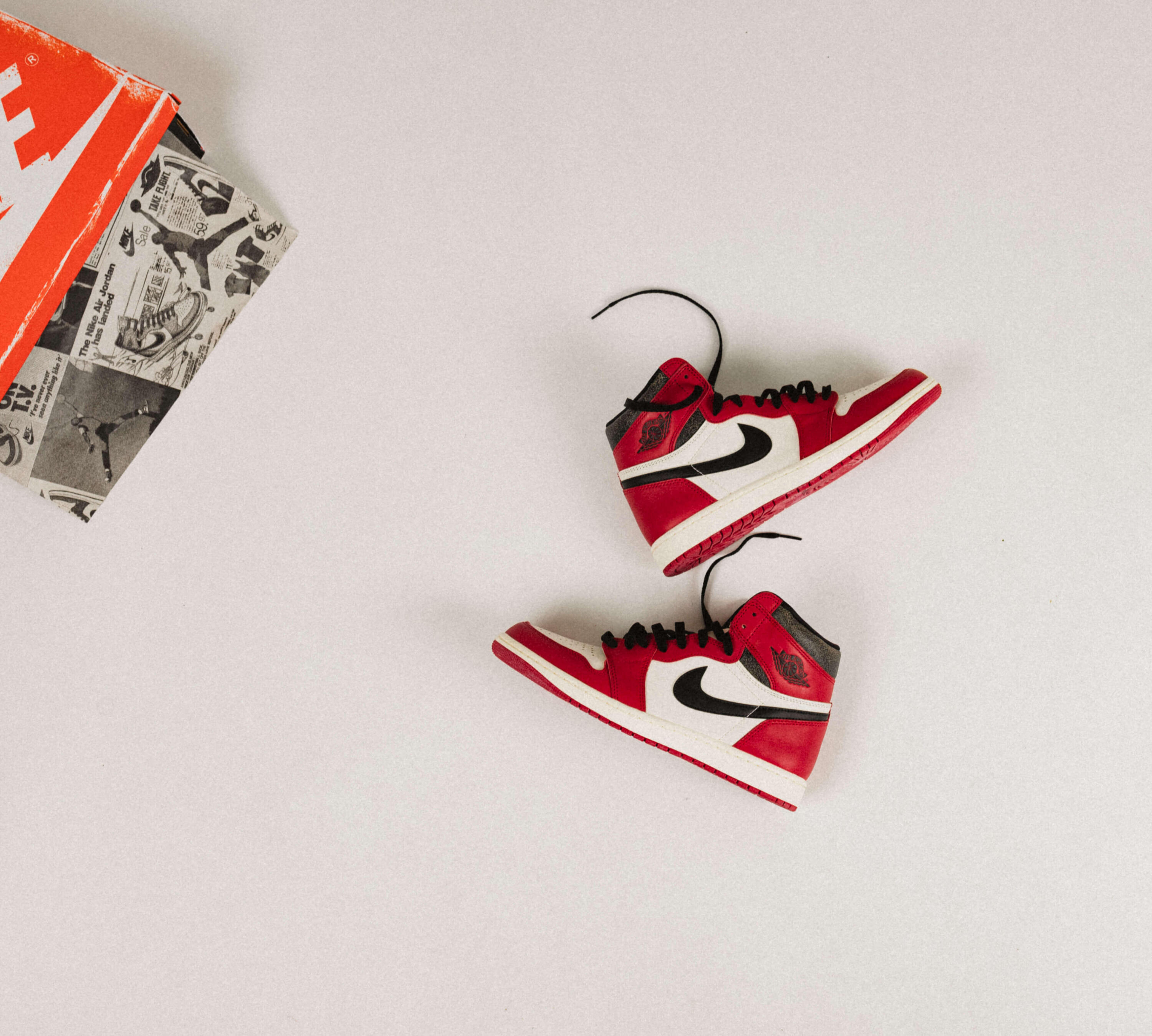 Air Jordan 1 High Chicago Lost And Found (Reimagined) 6/7