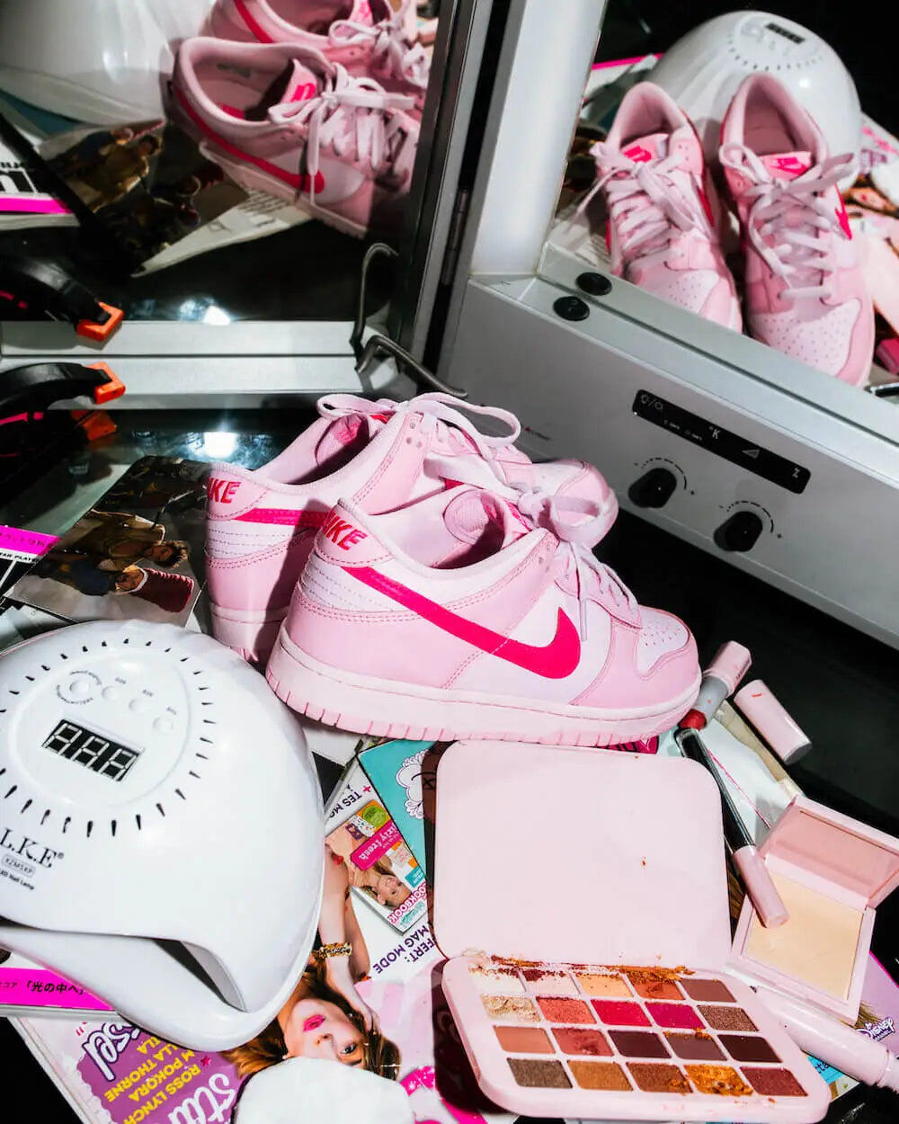Dunk Low Triple Pink (Barbie) 4/5