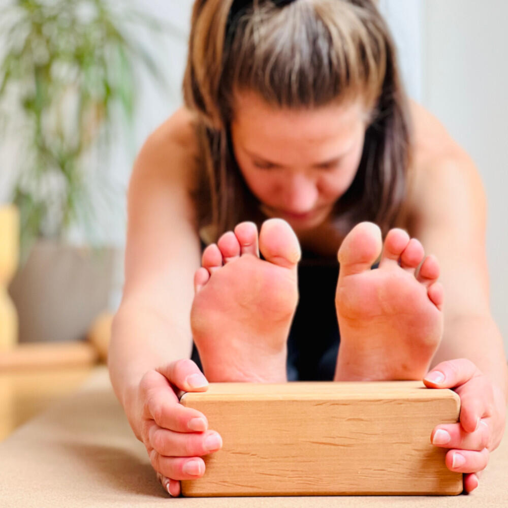 Yogablock aus Holz Erle Yoga Hergestellt in Freiburg - ROLLHOLZ 5/5