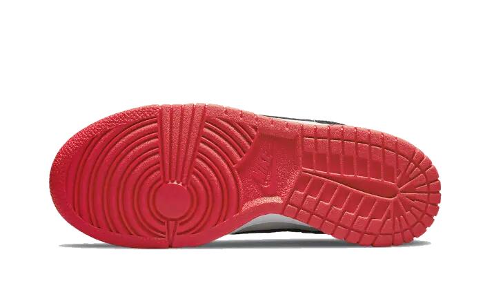 Nike Dunk Low NBA 75th Anniversary Chicago Bulls 4/4