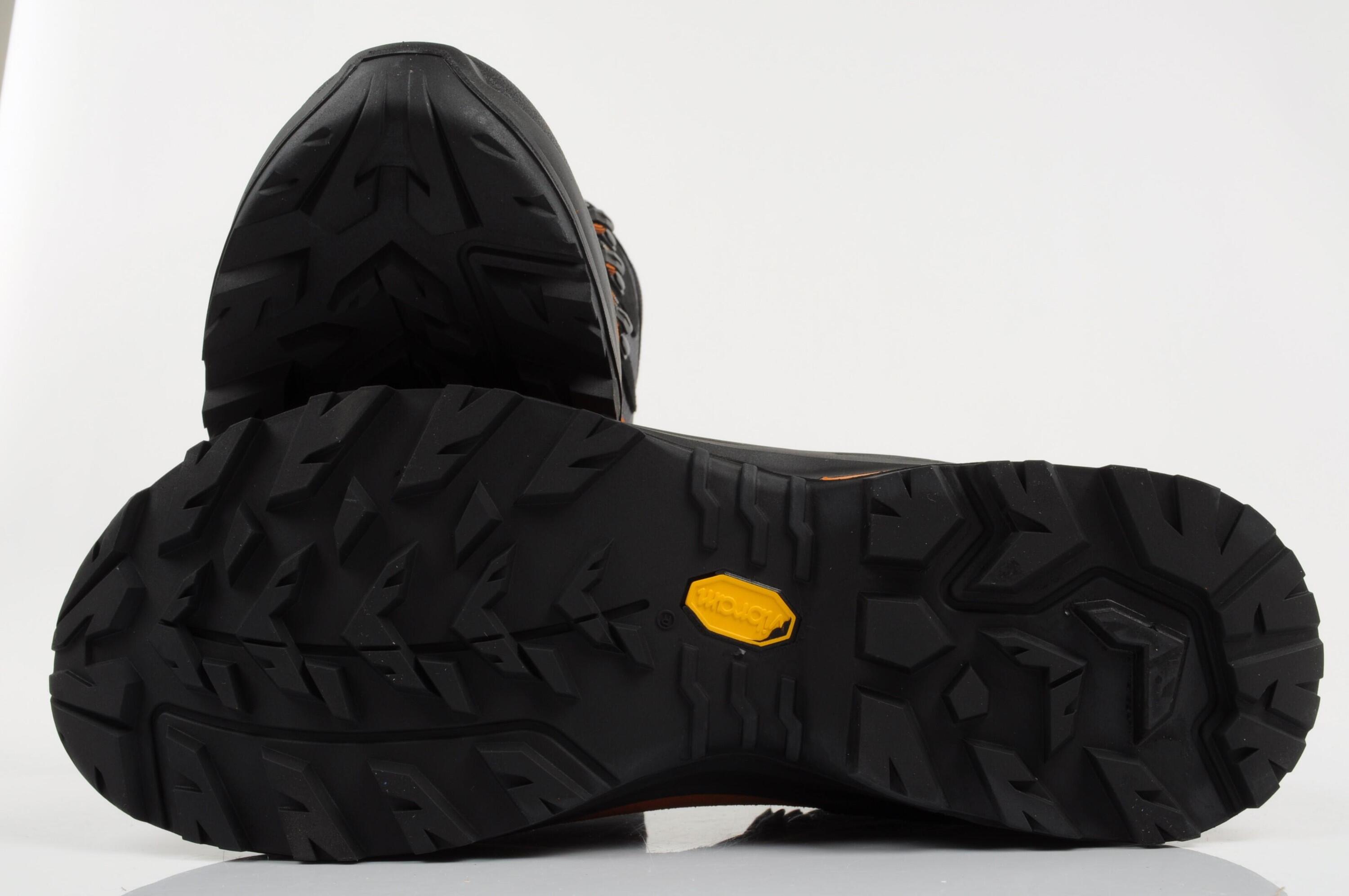 Chaussures de sport de randonnée pour hommes Aku Adapta Gore-tex résistantes 6/7