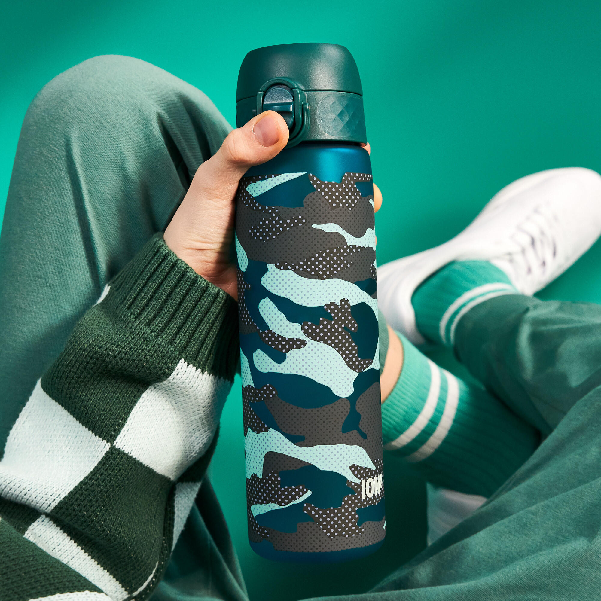 Dětská láhev ION8 Camouflage 500 ml 2/7