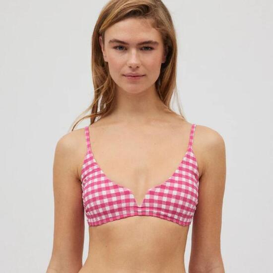 Top bikini triángulo vichy con textura rosa copa B
