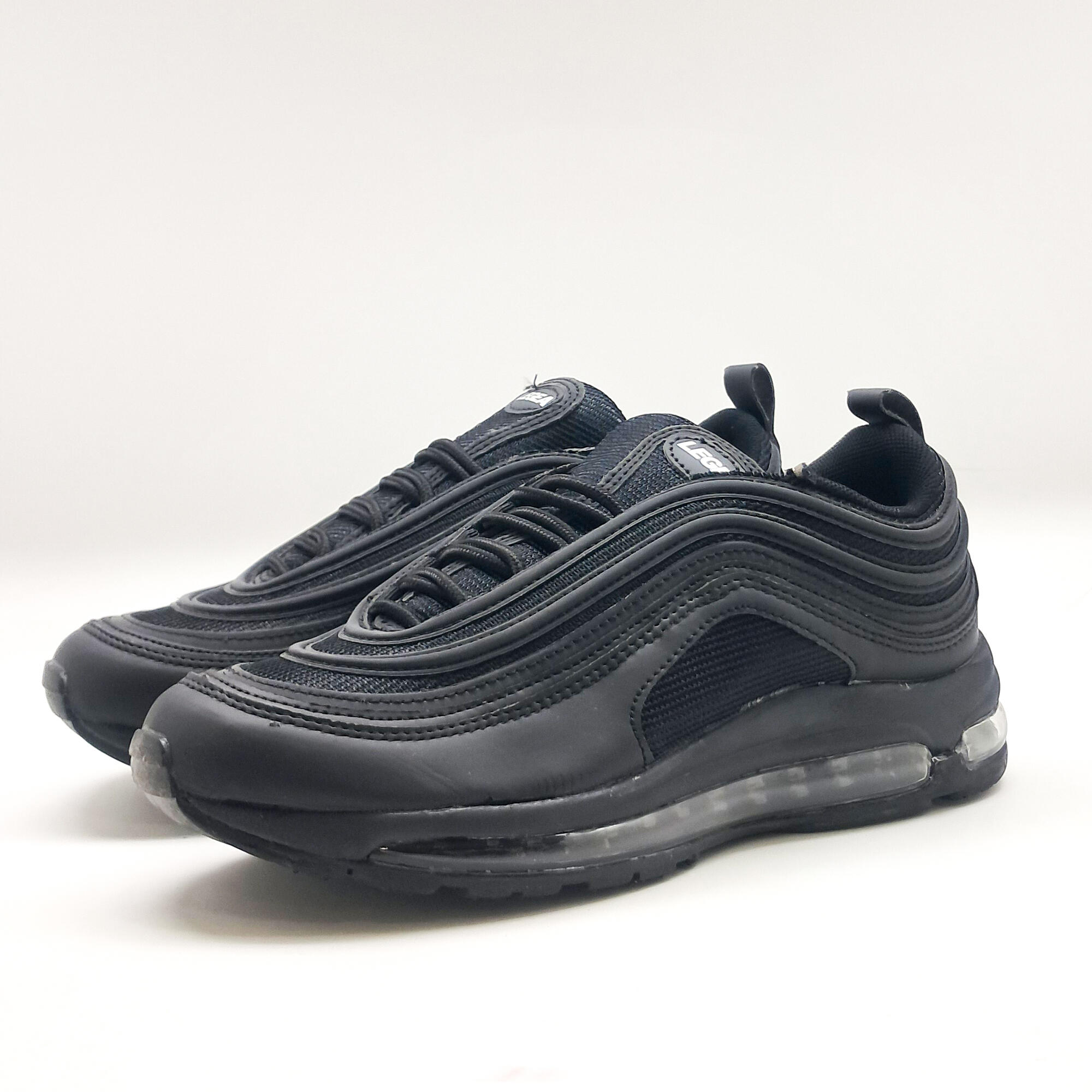 Sportschuh VELA 2/6