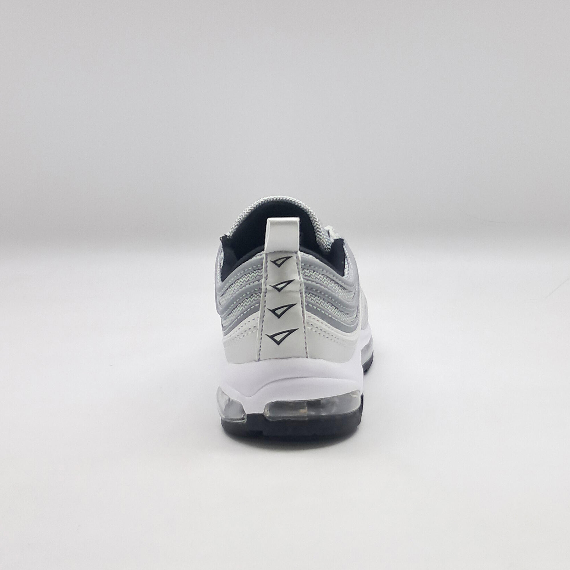 Sportschuh VELA 4/6