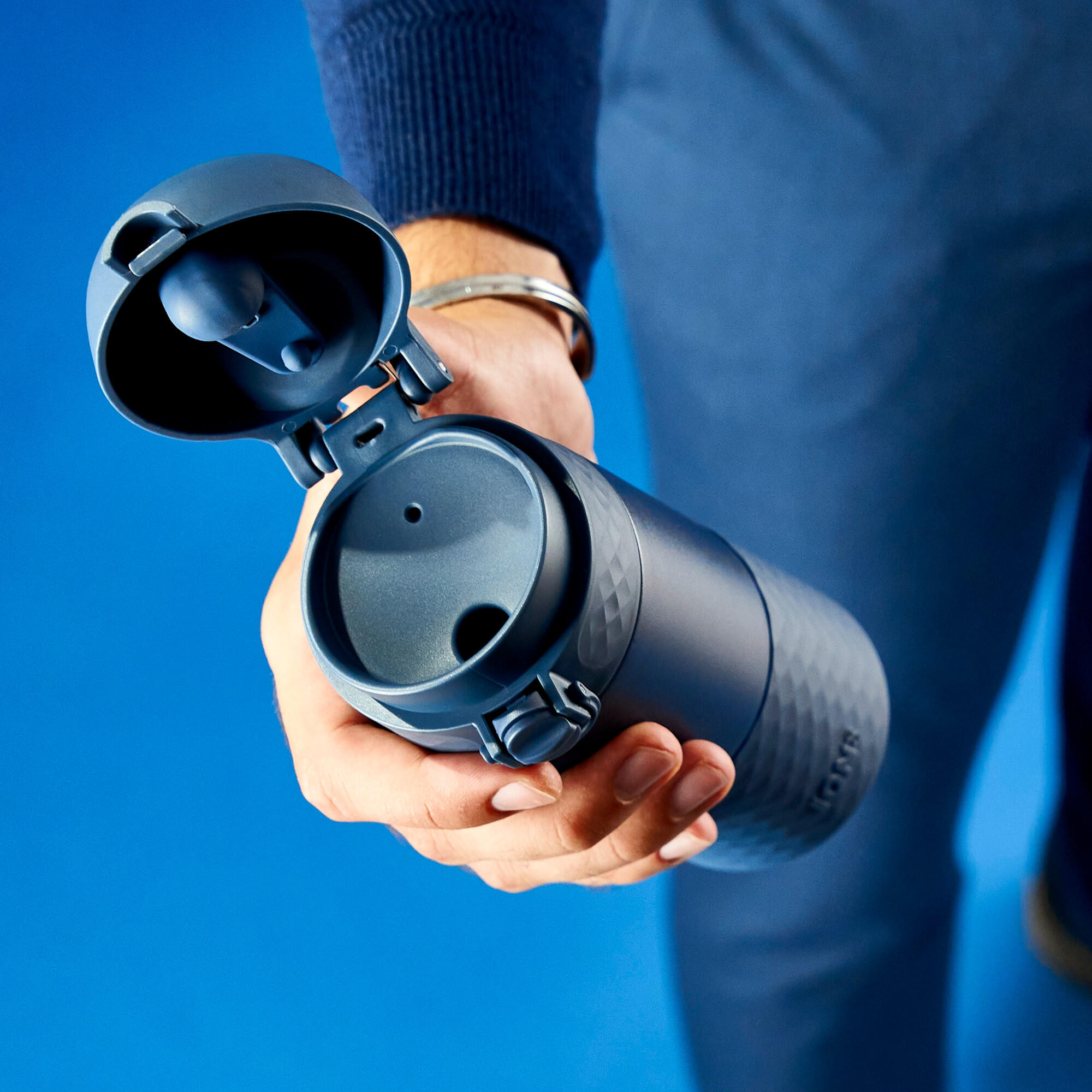 Butelka ION8 Double Wall Travel Mug I8HS360ANAVY Ash Navy 7/8