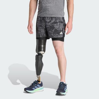 Own the run spray dye 2-in-1 short