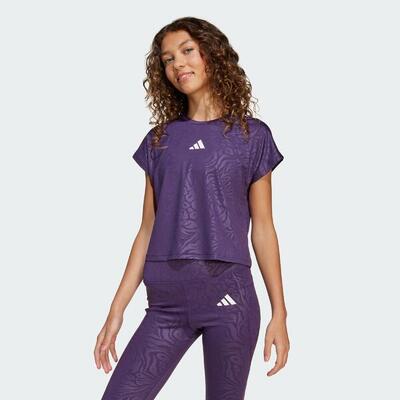 All sports animal print crop t-shirt