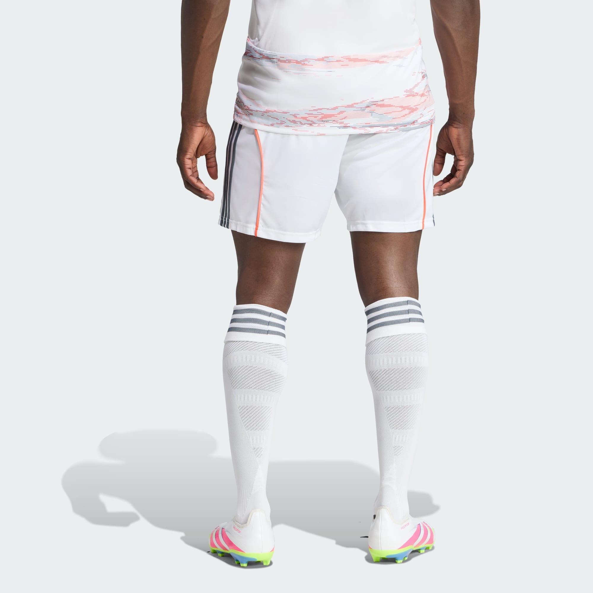 FC Bayern 25/26 Away Shorts 3/5