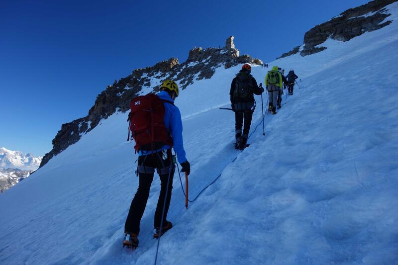 deb8afa7-58da-4f88-bca5-543f6fe3a7a3_novar