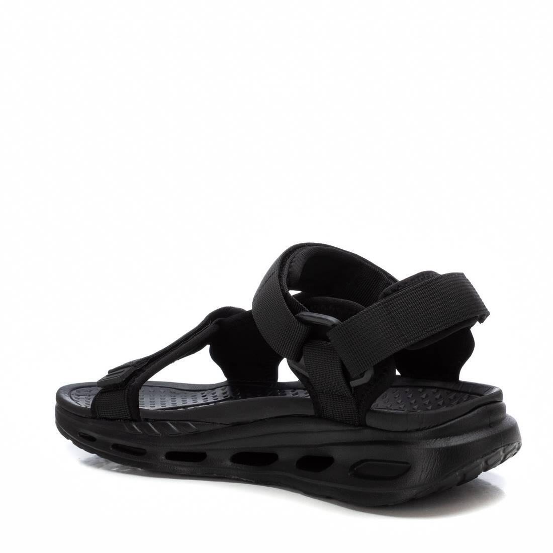 Sandales Xti modèle 135-144105 pour homme 3/4