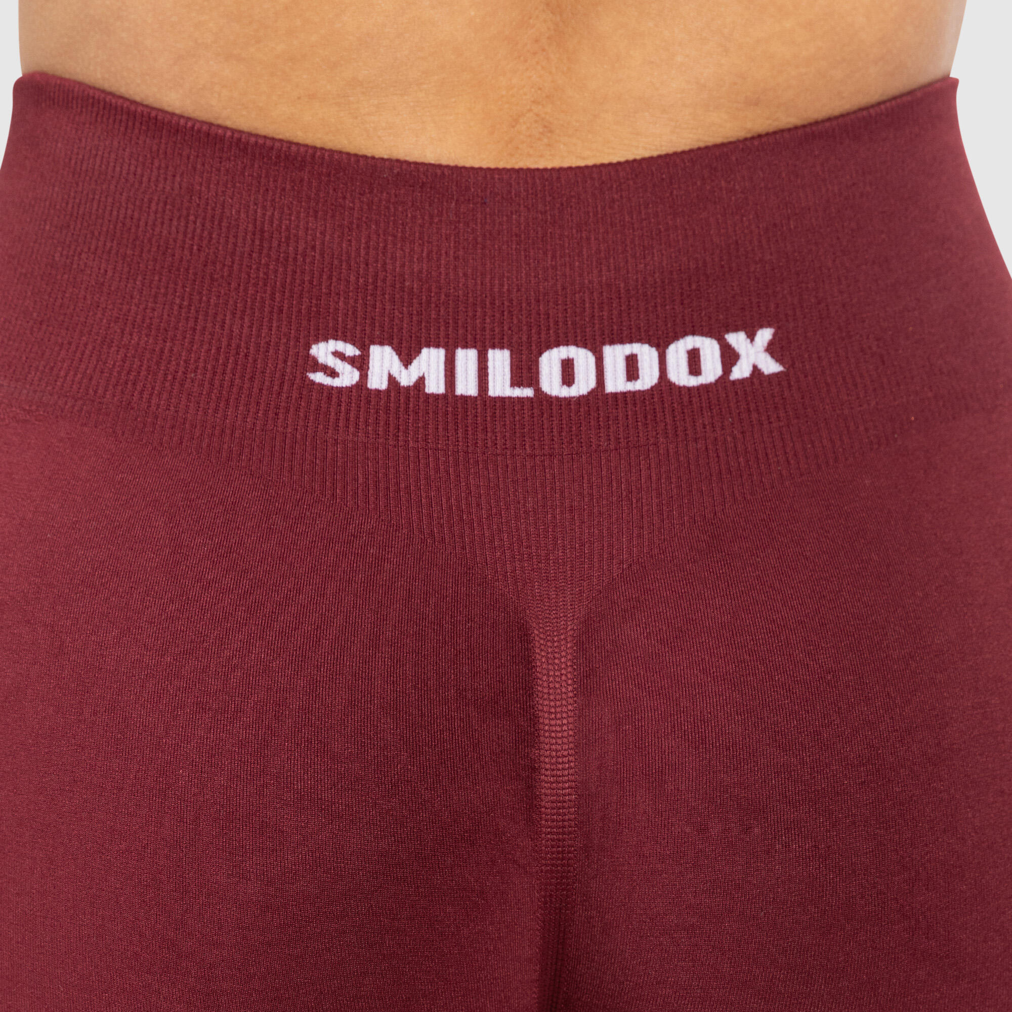 Damen Shorts Nomeli Bordeaux 4/5