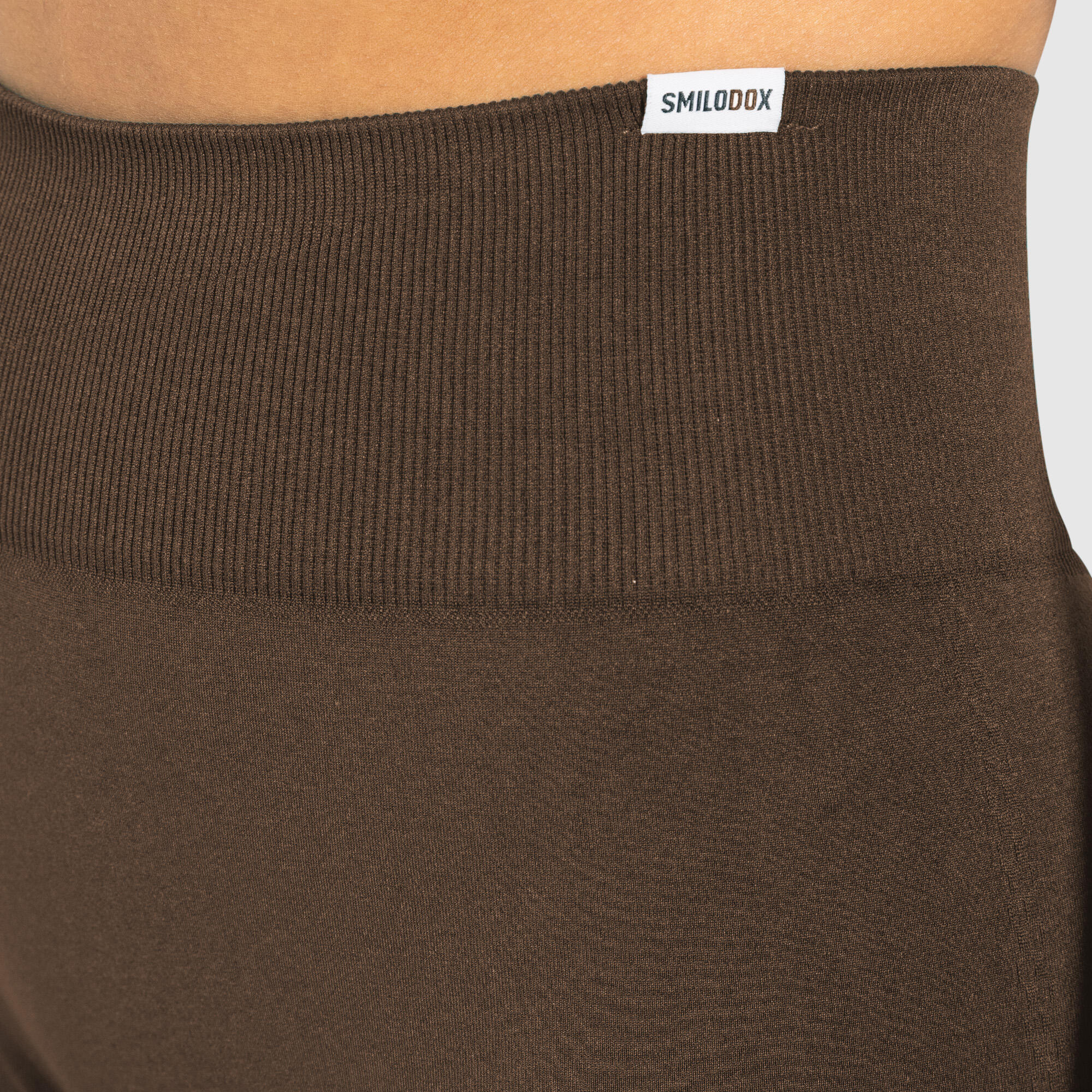 Damen Shorts Amaze Scrunch Braun 4/5