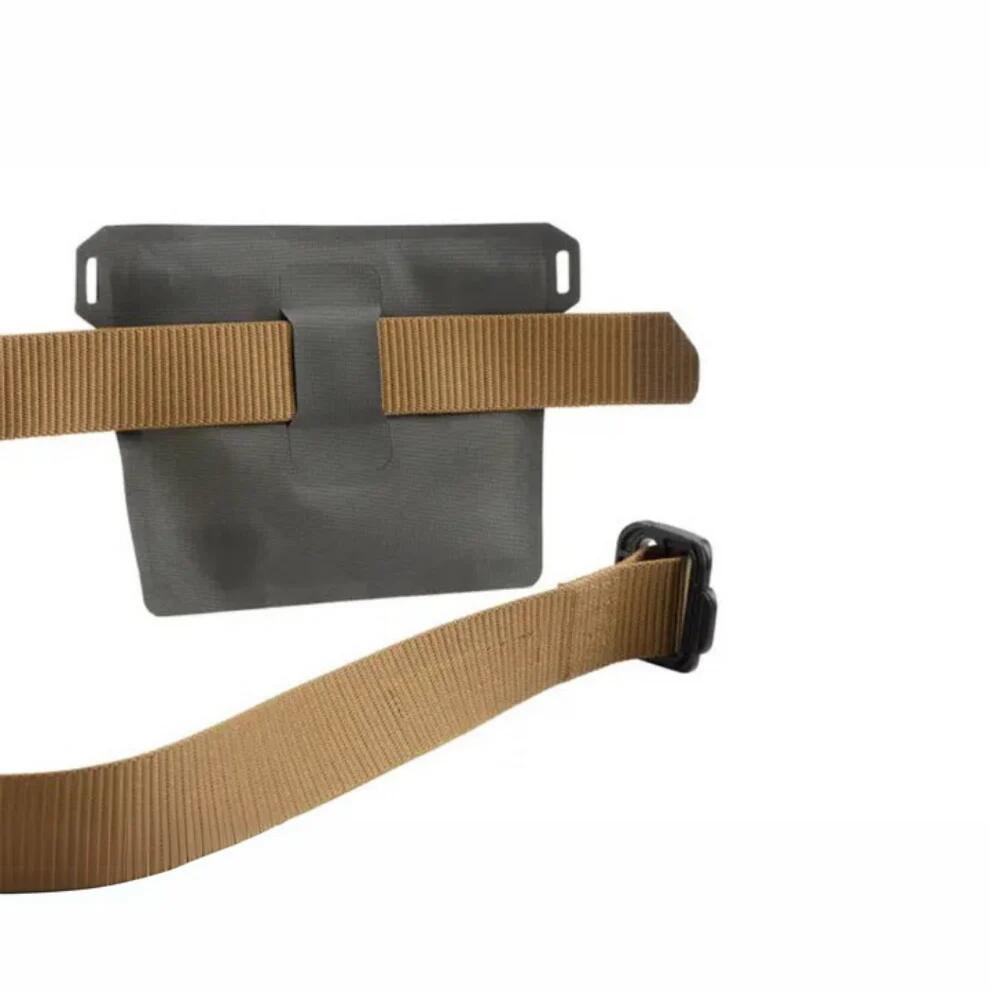 Étui Étanche Nite Ize RunOff – Anthracite 3/4