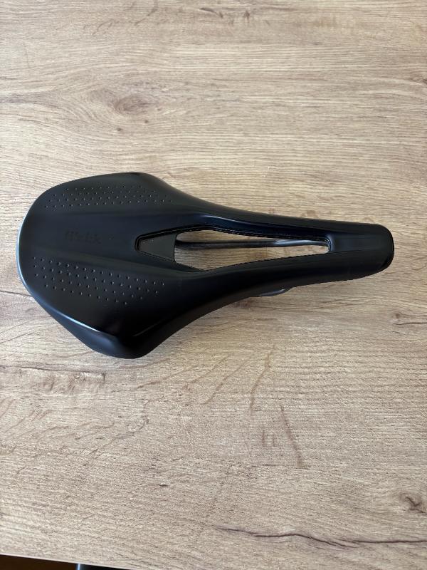 FIZIK Entre Particuliers - Selle de vélo de route