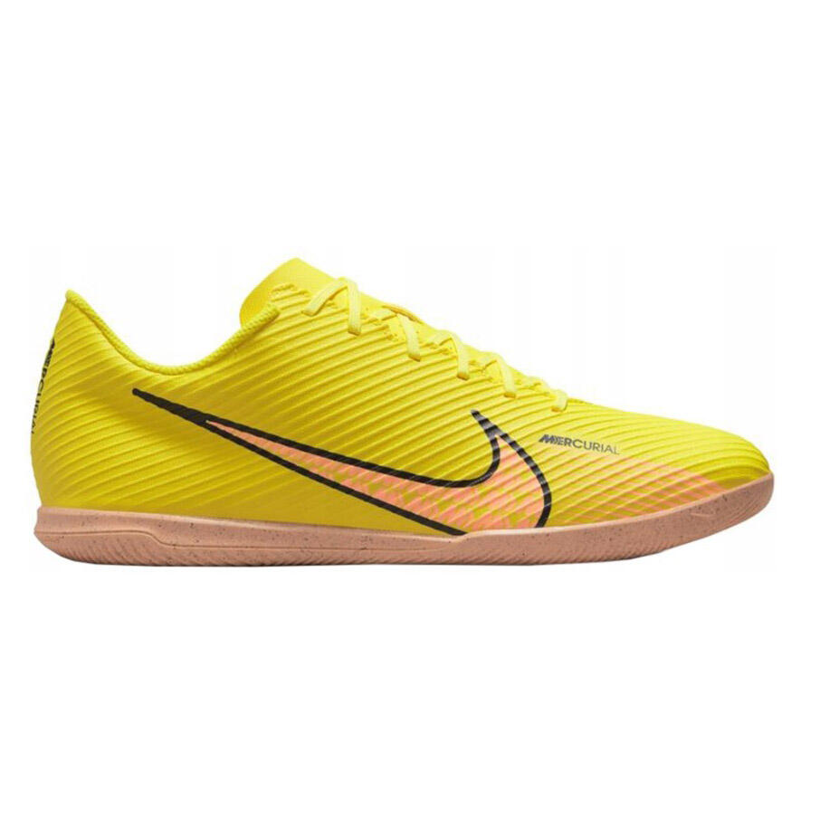 Buty do gry w piłkę Nike Vapor 15 Club IC Halówki 4/7
