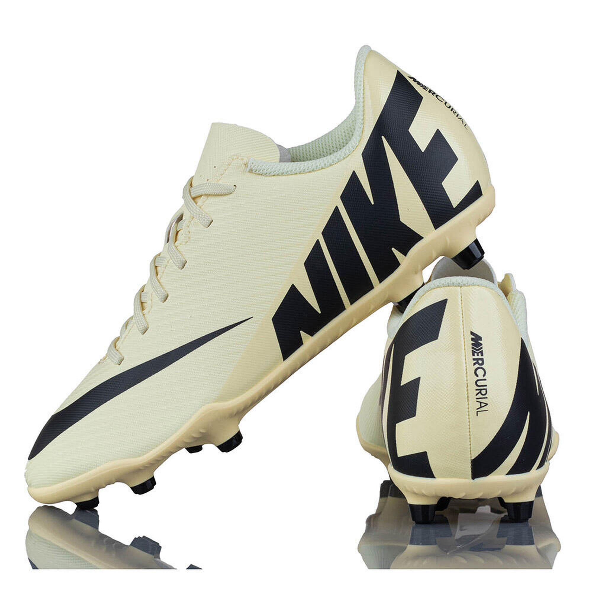 Korki do gry w piłkę Nike Zoom Vapor 15 Academy na trawę