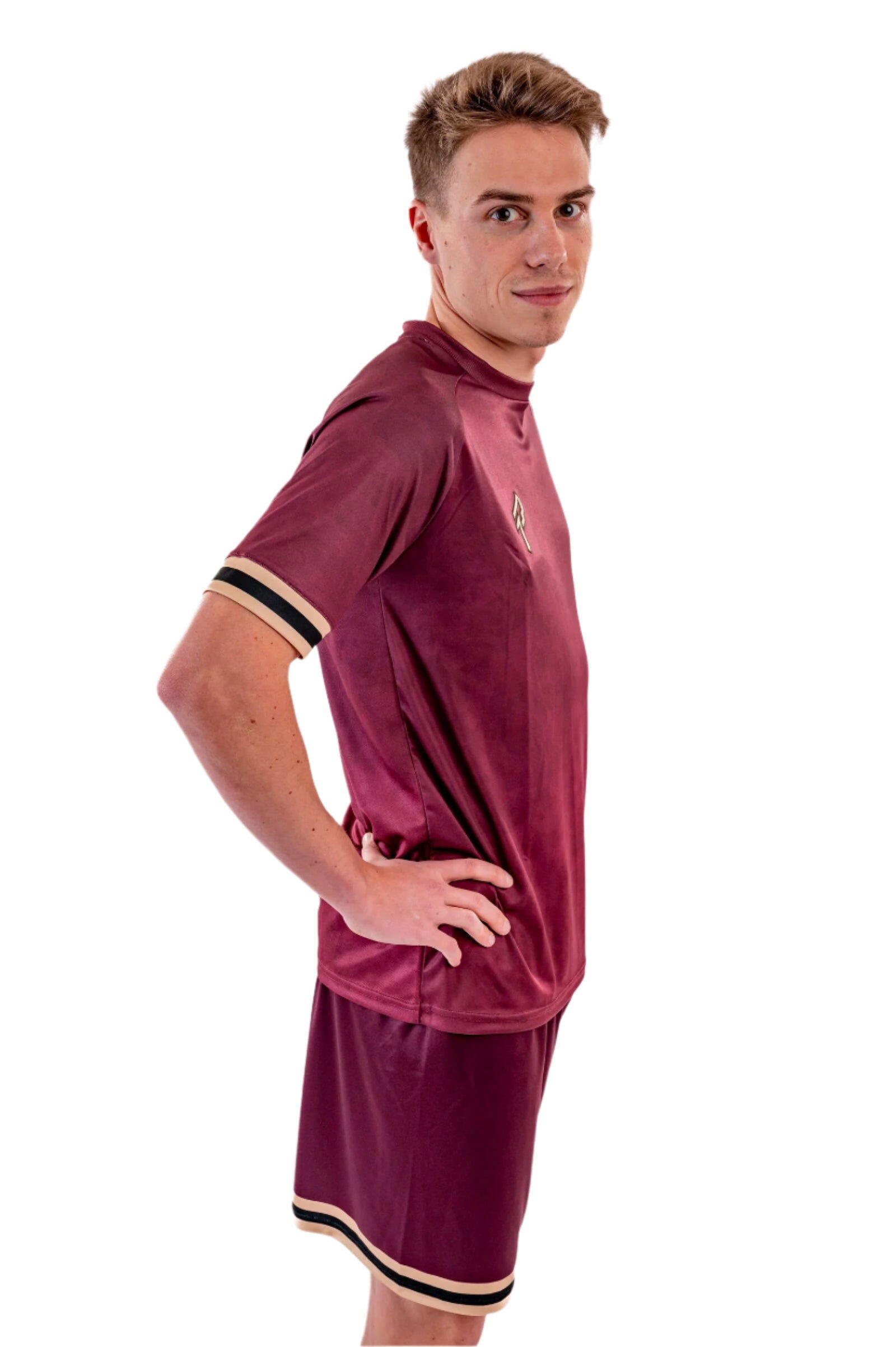 Performance Short - Burgundy 3/3