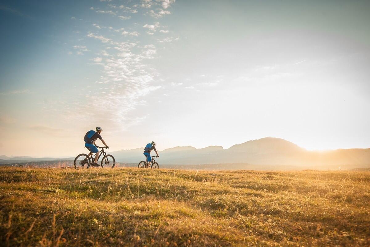 DECATHLON TRAVEL picture
