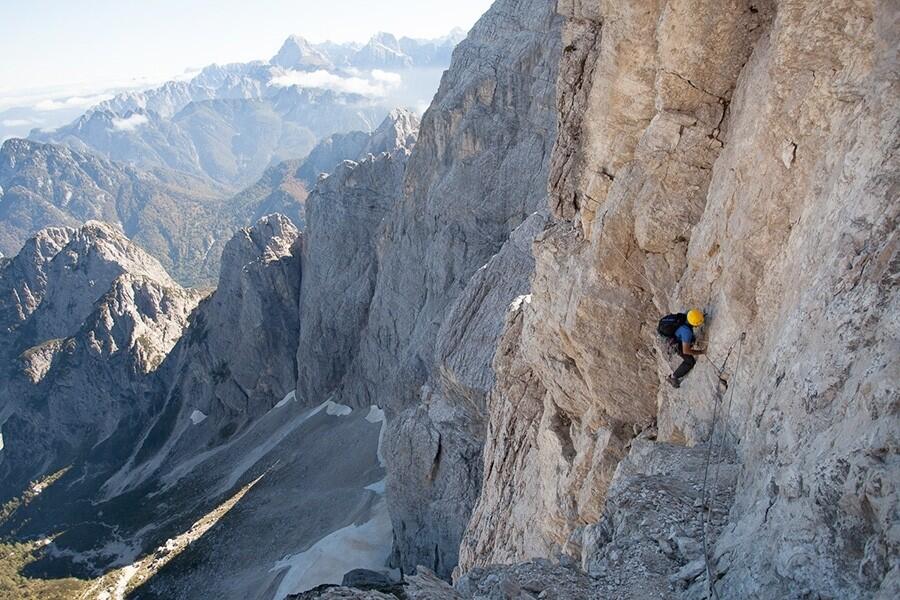 DECATHLON TRAVEL picture