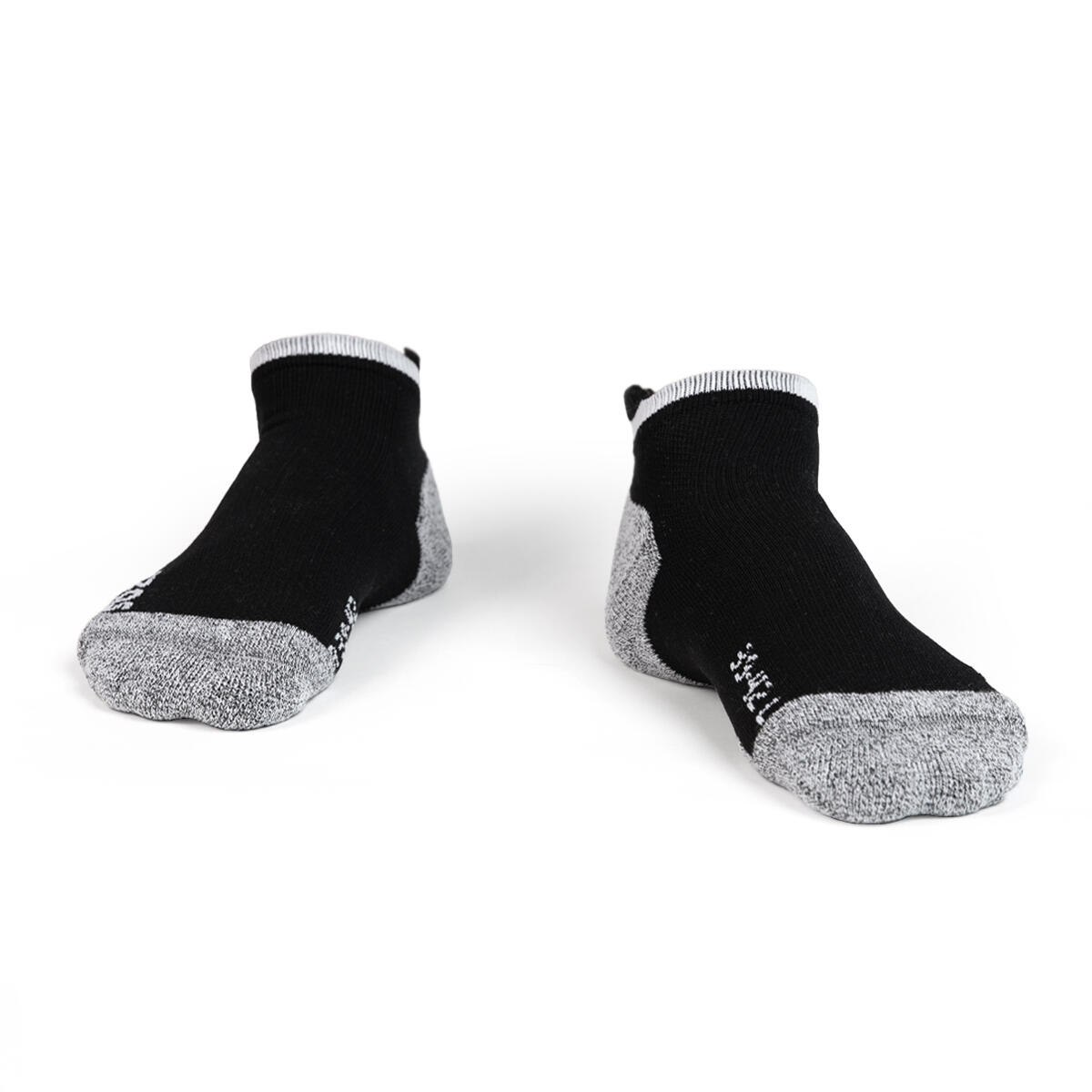 Izas OSEJA Unisex Multisport Socken 2er - Pack : Komfort , Style und Präzision 2/4