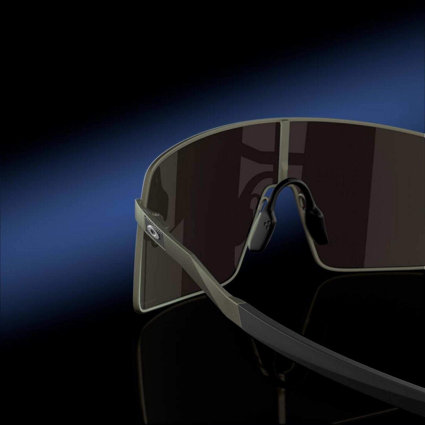 Oakley Sutro TI Satin Lead/ Prizm Sapphire 6/6