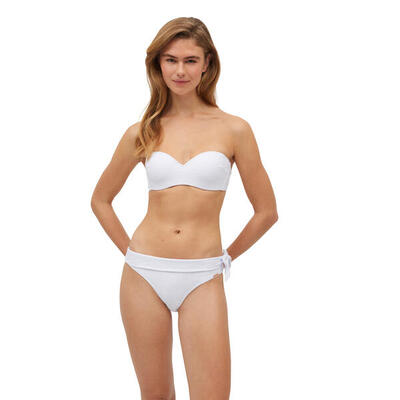 Conjunto de bikini bandeau con textura blanco copa B