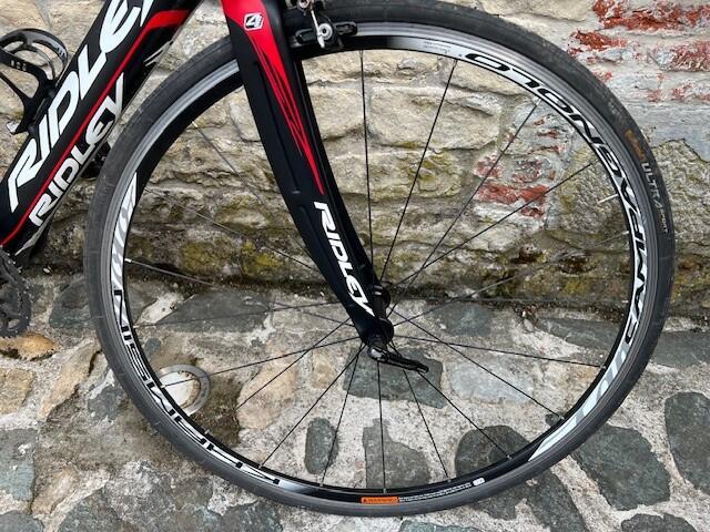 Tussen Particulieren - Ridley Noah Carbon Koerfiets 2/4
