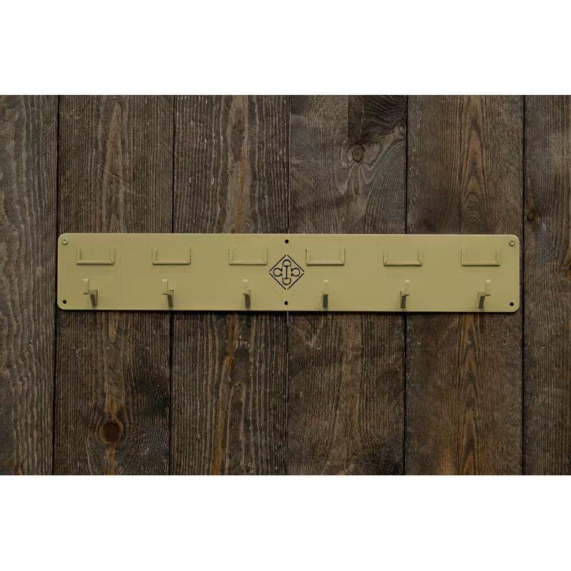 Porte-bridon pour cheval avec 6 Crochets et Porte-nom Grooming Deluxe 2/2