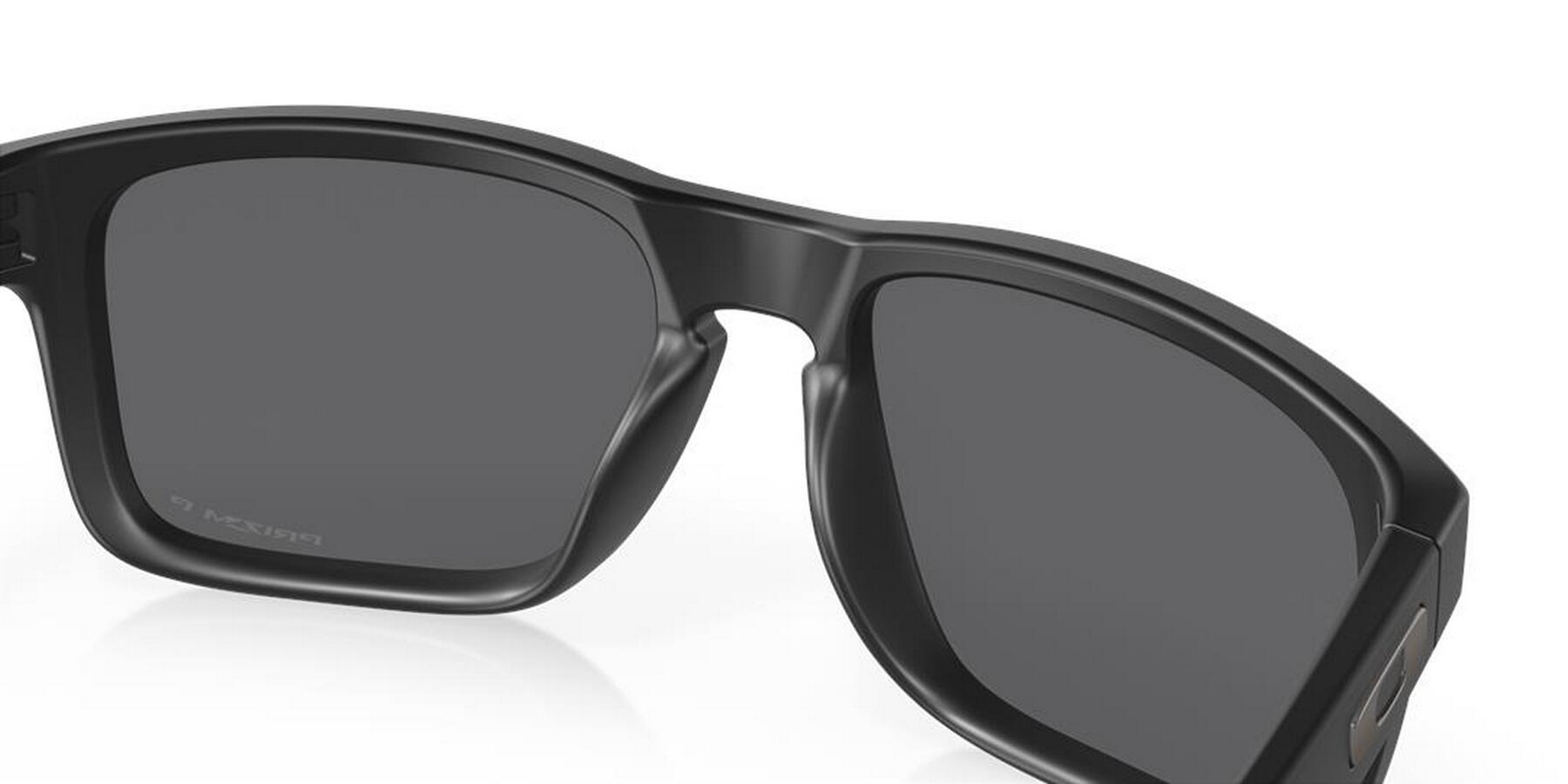 Oakley Holbrook Mtt Black w/ PRIZM Black Polar Sunglasses 4/7