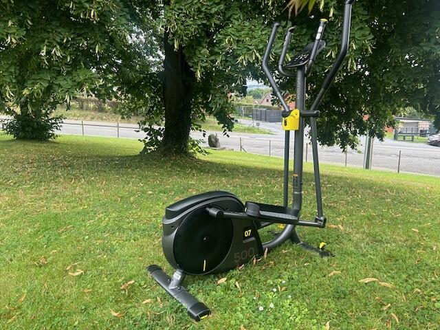 Tussen Particulieren - Elliptische trainer 500 aangesloten 2/4