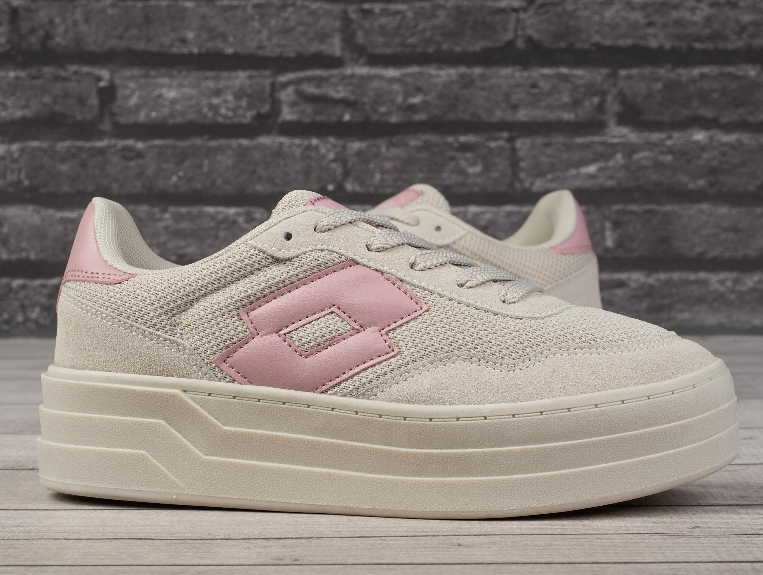 Buty damskie sportowe na platformie Lotto STALIOT 2/7