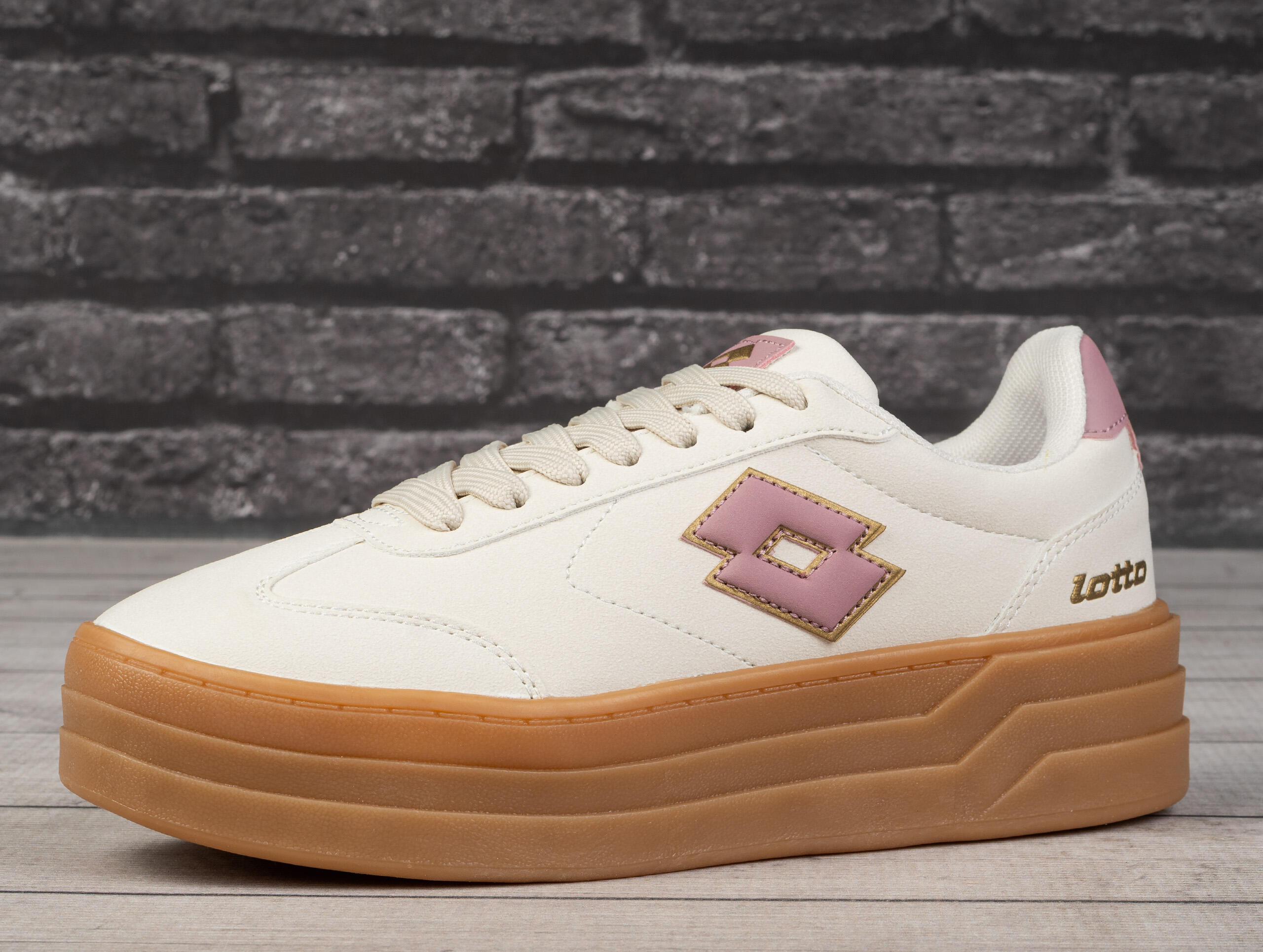 Buty damskie trempki na platformie Lotto STACKY RB 3/7