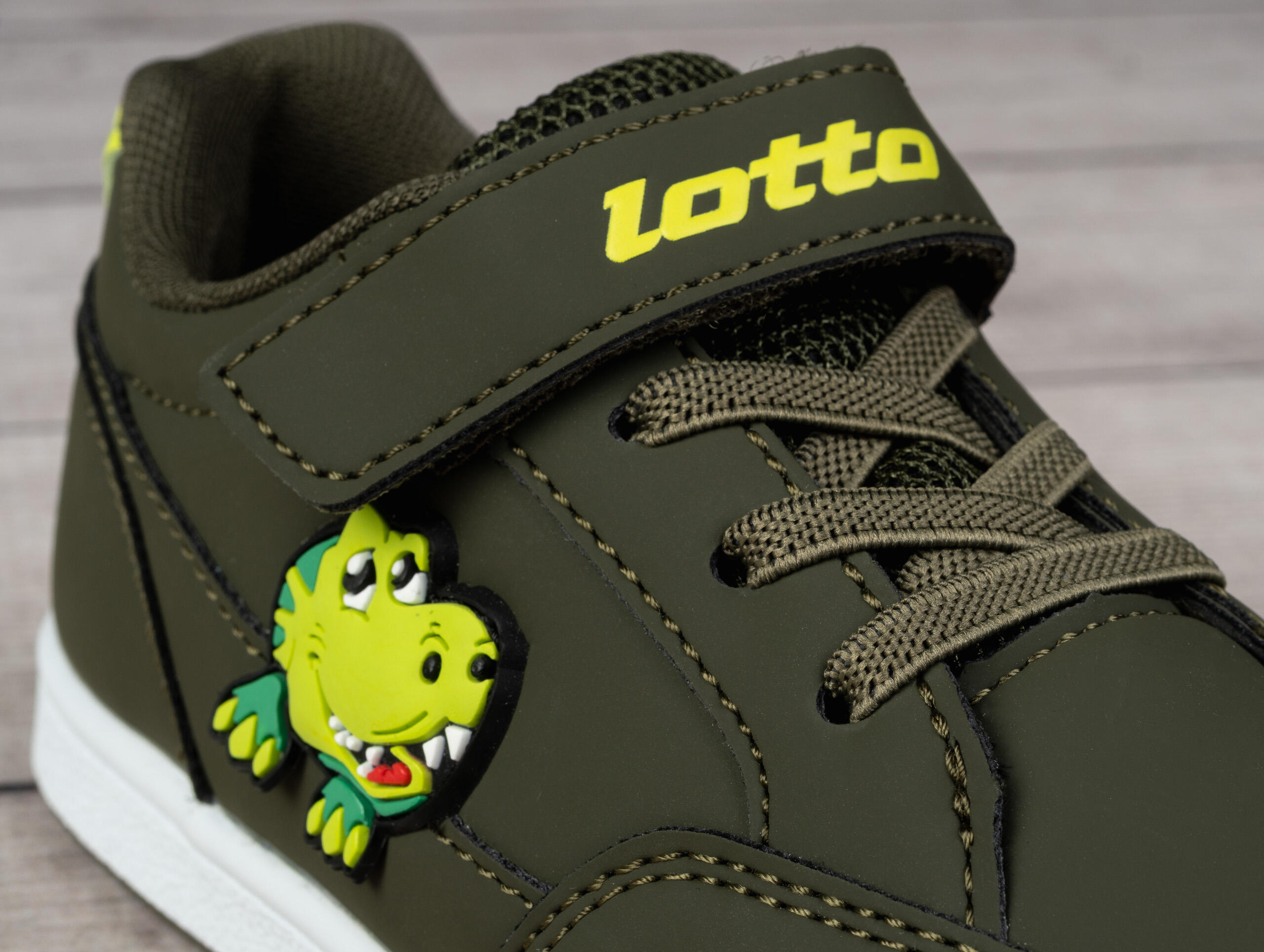 Buty dziecięce sportowe Lotto ANIMOL M 6/7