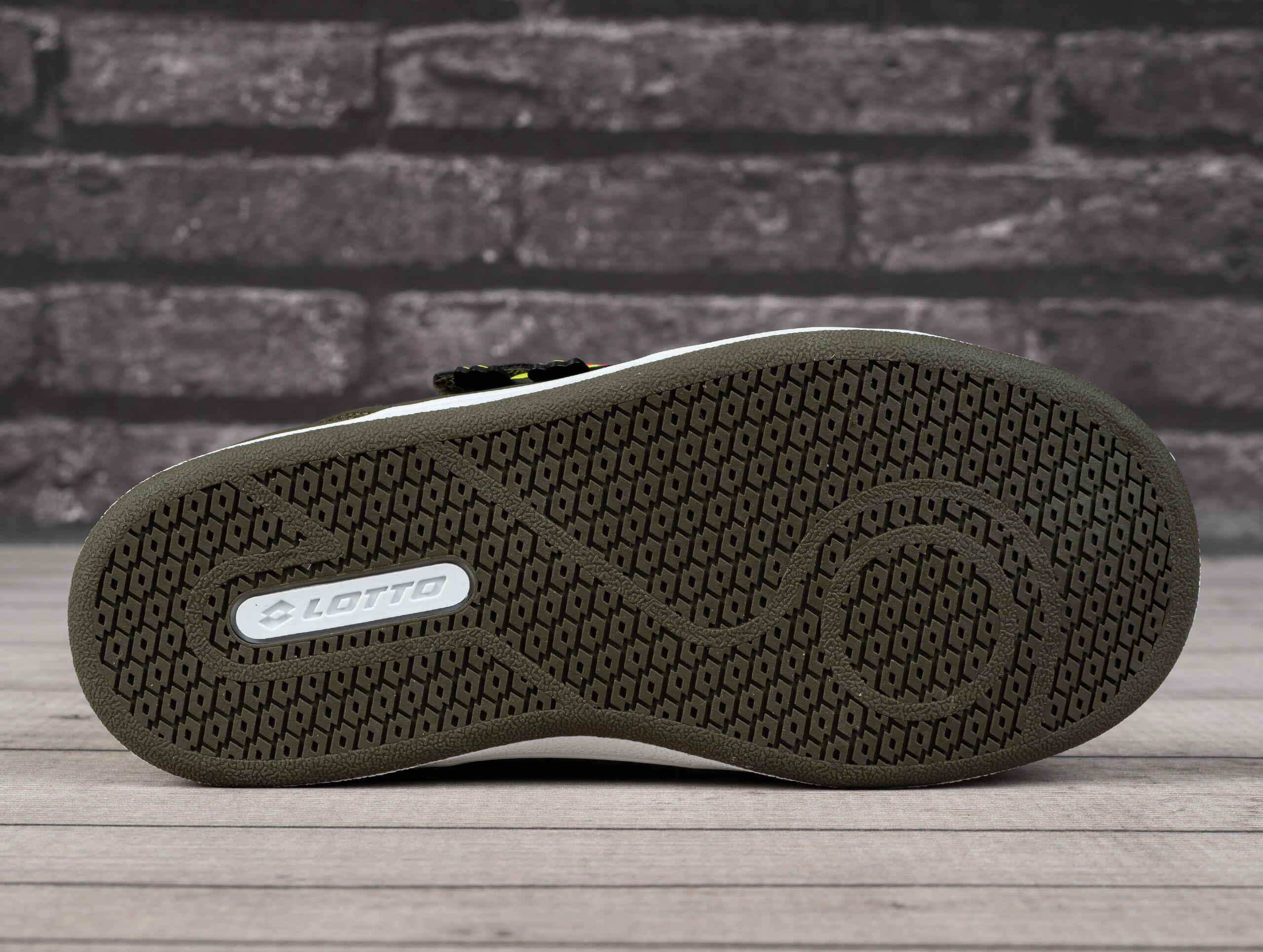 Buty dziecięce sportowe Lotto ANIMOL M 5/7