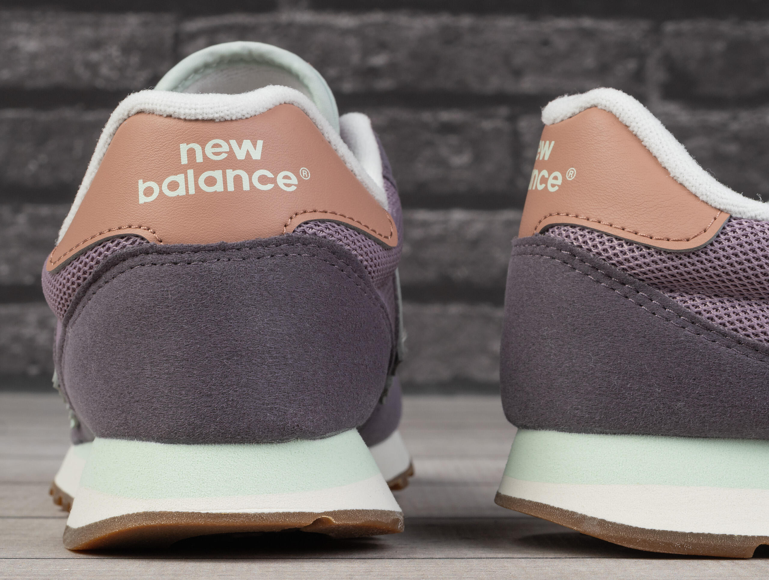 Buty damskie sportowe sneakersy New Balance GW500 4/7