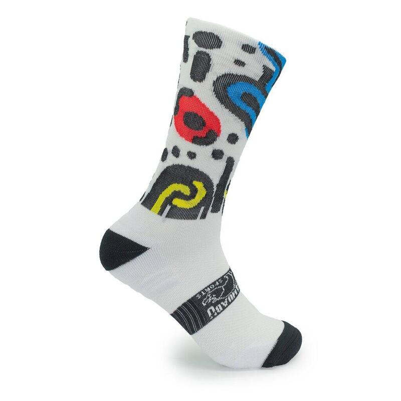 Meias DYSTOPIAN 2 de RUNNING (Multicolorido) – 1 fio Exclusivo Online      18,95€  KAMUABU Meias DYSTOPIAN 2 de RUNNING (Multicolorido) – 1 fioVendido e expedido por: KAMUABU SC    