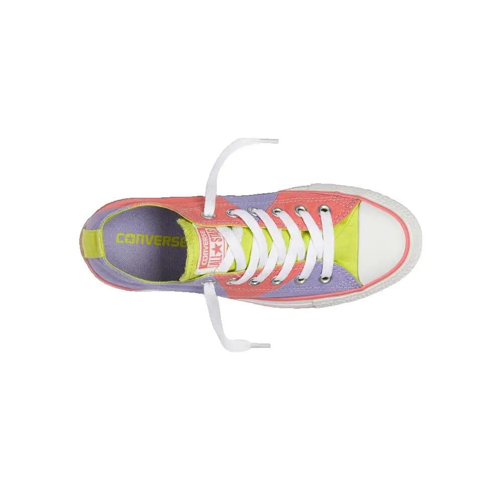 Chaussures Femmes Converse Chuck Taylor All Star violet 2/3