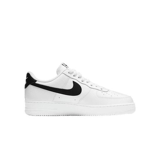 Buty do chodzenia męskie Nike Air Force 1 07