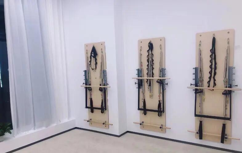 Unidade de parede Pilates Wall Unit completa em aço e madeira 4/6