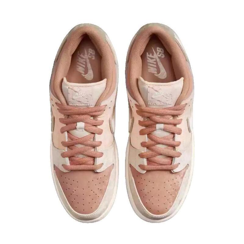 SB Dunk Low Trocadéro Gardens