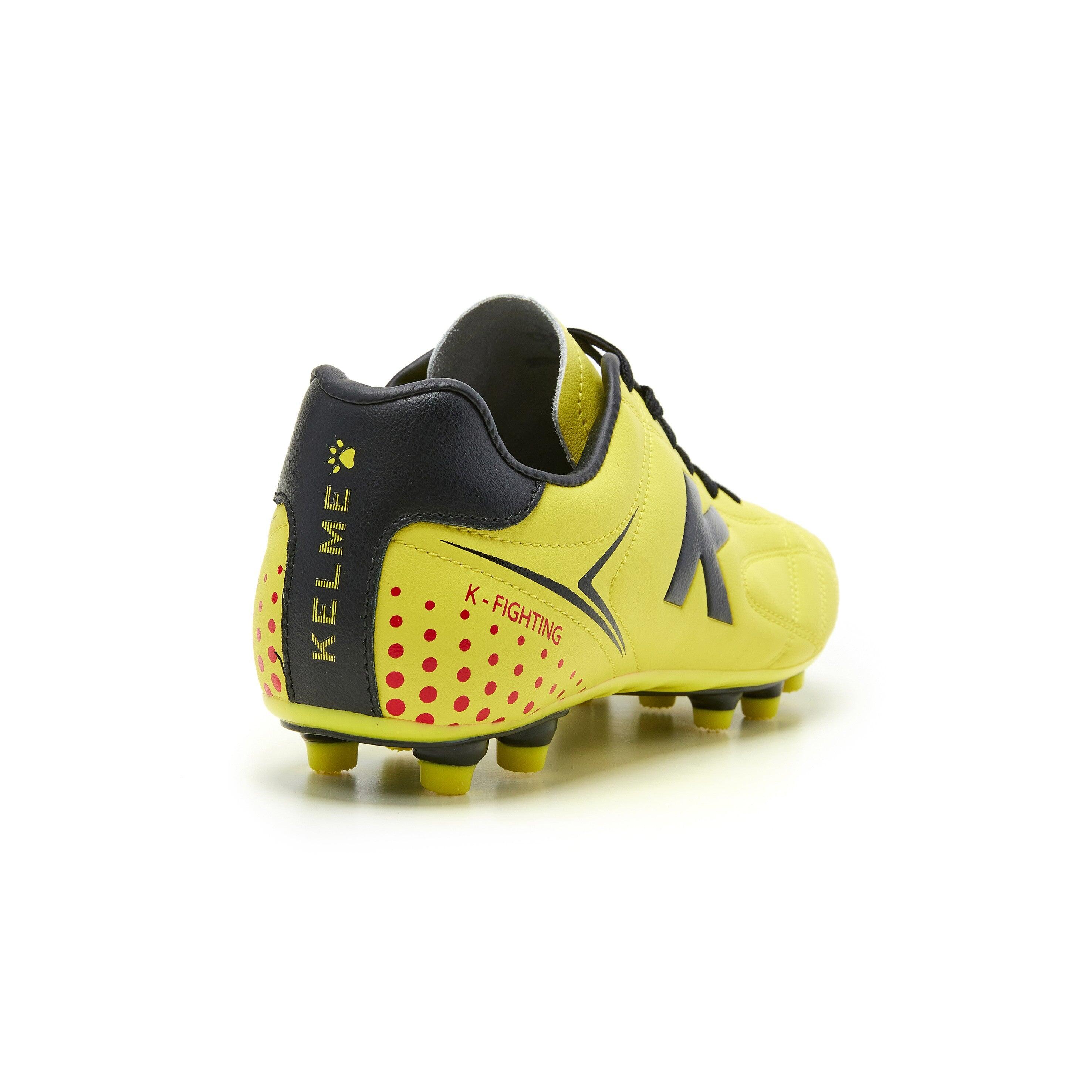 Bottes de football Kelme pour enfants en jaune 4/7