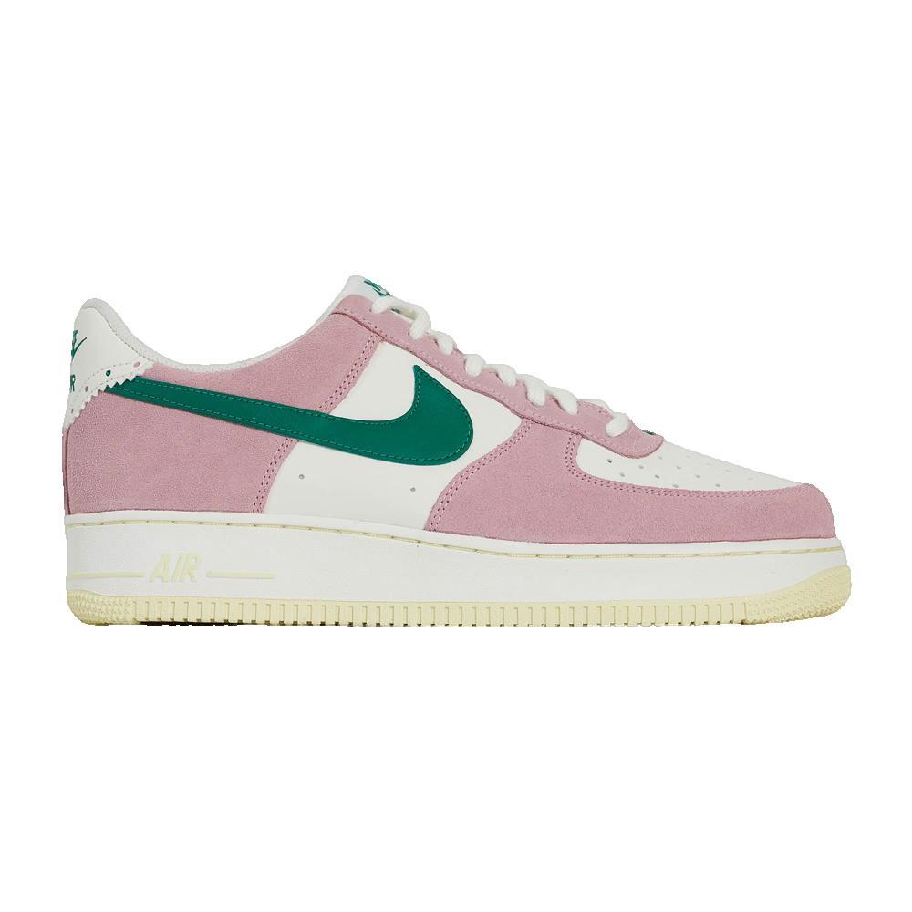 NIKE picture