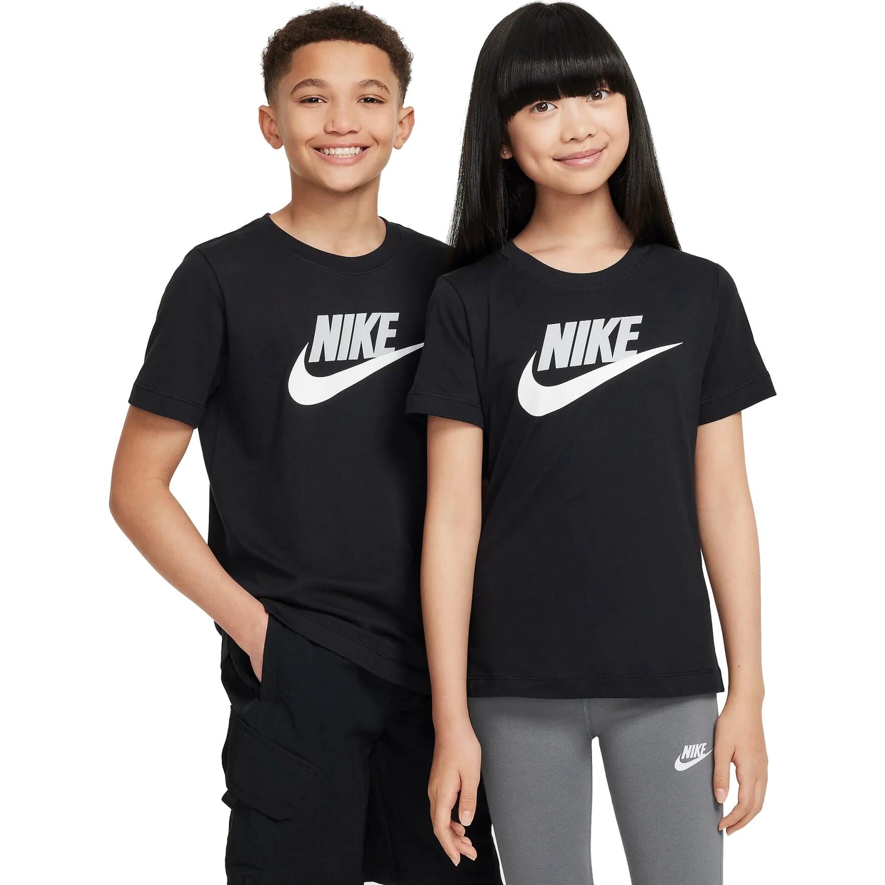 NIKE picture