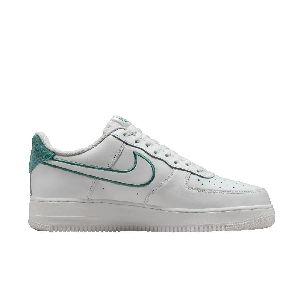 Chaussures Hommes Nike Air Force 1 07 Lv8 blanc 2/5
