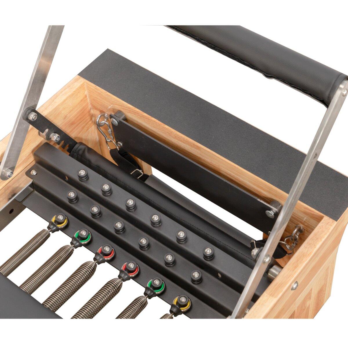 Machine Pilates Reformer avec tour en bois robuste et complète 4/7